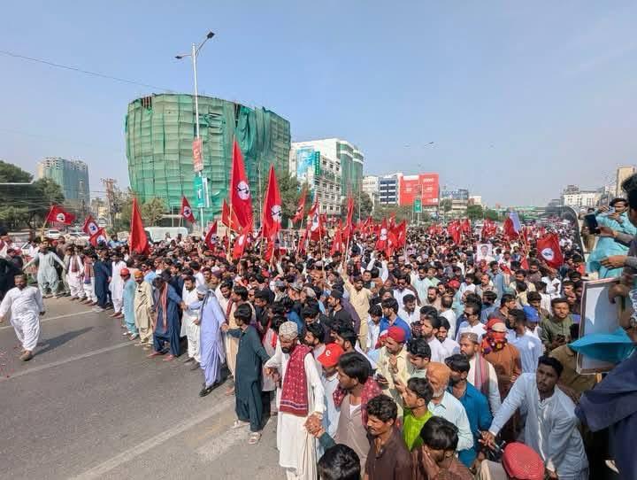 JSQM Aarisar Long March Against Indus Water Scarcity and Canals Culminates in Karachi: Sindh’s Cry for SurvivalKarachi, March 25:P After a grueling 27-day journey spanning over 500 kilometers, the Jeay Sindh Qaumi Mahaz (Arisar)’s long march against the federal government’s controversial water policies and land auctions concluded in Karachi today. The protest, which began in Sukkur on January 28, drew thousands of Sindhi farmers, activists, and civil society members demanding urgent action to address the catastrophic decline of water in the Indus River, exacerbated by upstream canal projects and corporate land grabs.