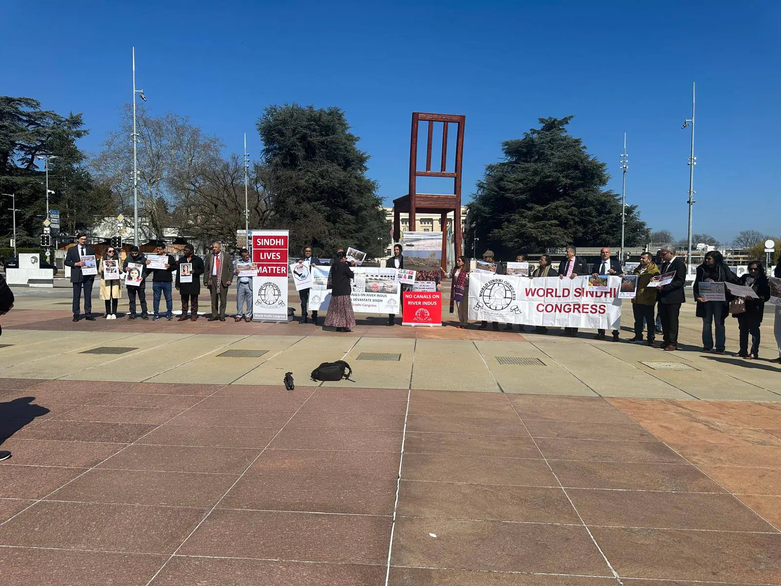 Geneva, March 19, 2025 – The World Sindhi Congress (WSC) organised a large protest in front of the United Nations Human Rights Council (UNHRC) in Geneva during its 58th Session to raise awareness about the environmental destruction caused by the construction of canals on the River Indus and the ongoing human rights violations in Sindh. The protest was attended by Sindhi representatives, exiled leaders from Balochistan and Khyber Pakhtunkhwa, as well as human rights defenders from Bangladesh and various European countries.