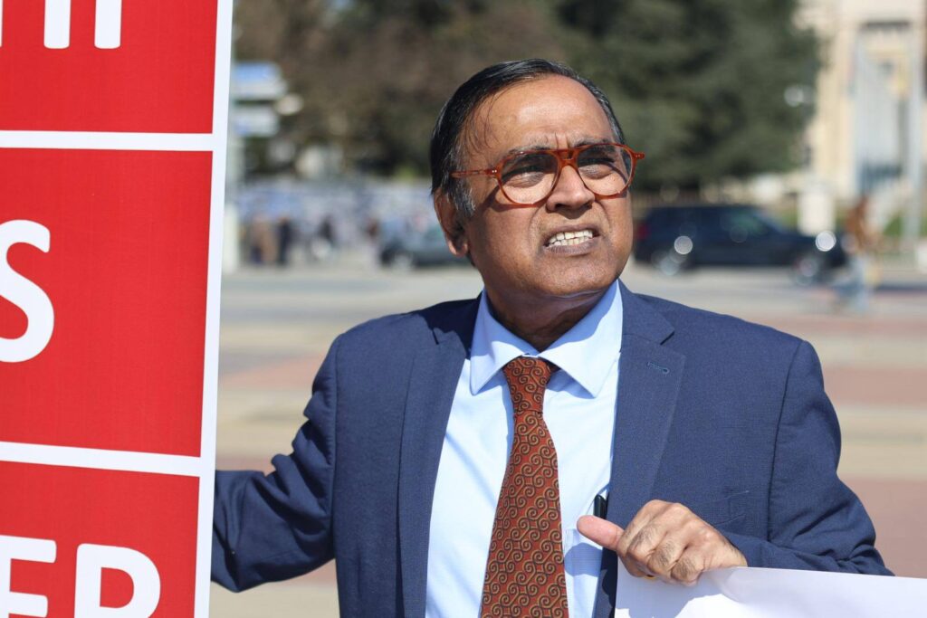 Geneva, March 19, 2025 – The World Sindhi Congress (WSC) organised a large protest in front of the United Nations Human Rights Council (UNHRC) in Geneva during its 58th Session to raise awareness about the environmental destruction caused by the construction of canals on the River Indus and the ongoing human rights violations in Sindh. The protest was attended by Sindhi representatives, exiled leaders from Balochistan and Khyber Pakhtunkhwa, as well as human rights defenders from Bangladesh and various European countries.