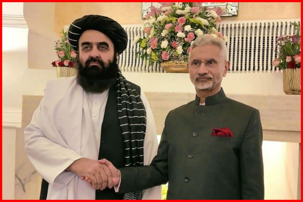 افغان وزیرِ خارجہ امیر خان متقی کی بھارت میں اہم ملاقاتیں، دوطرفہ تعلقات مضبوط بنانے پر زور